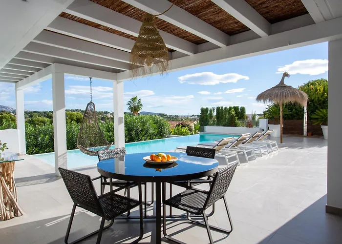 Casa Santi - Luxury Home- For 8 Guests