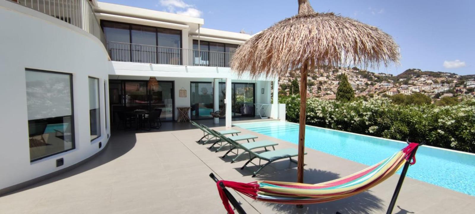 Villa Casa Santi - Luxury Home- For 8 Guests *